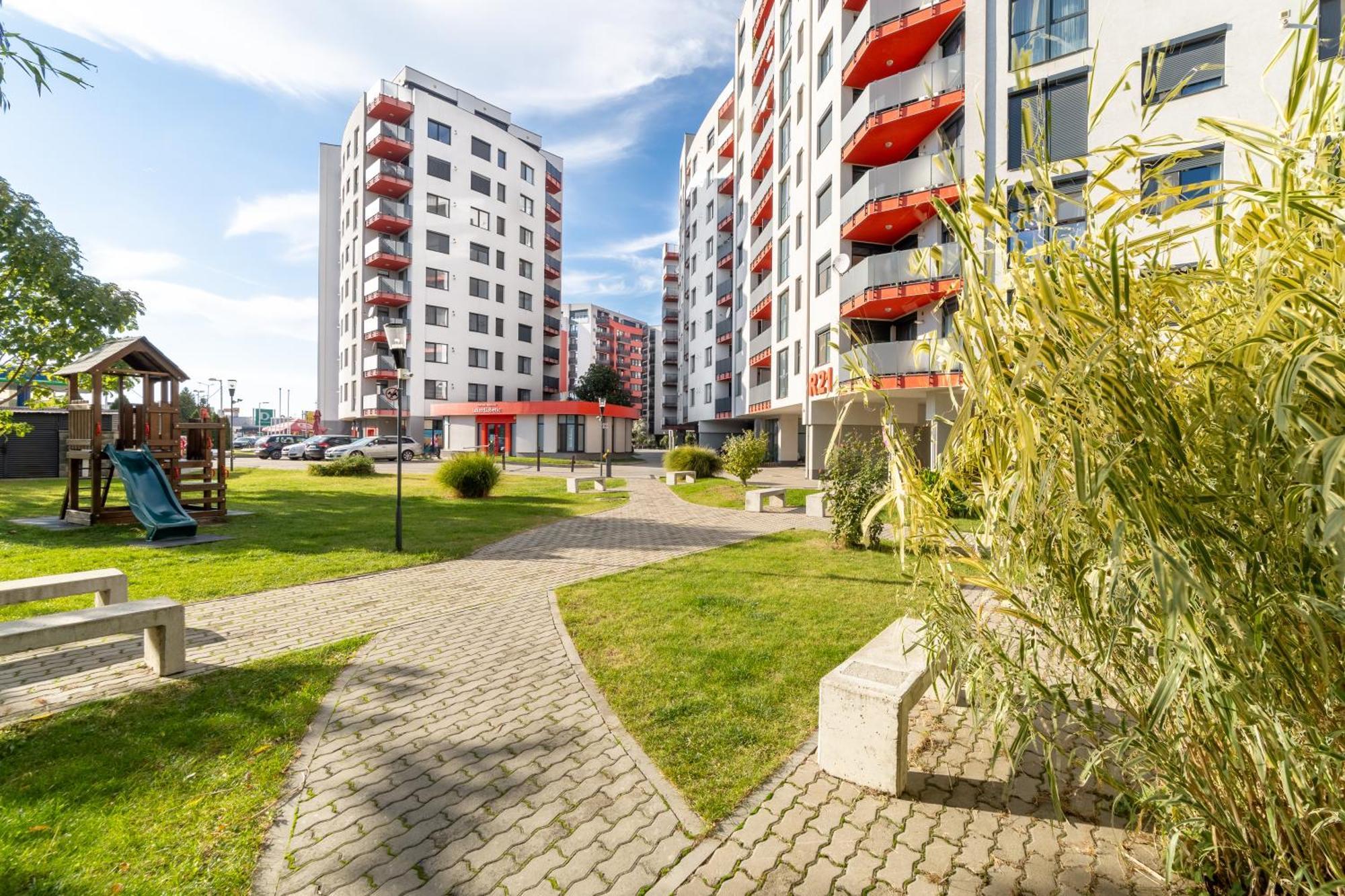 Ari Rose Apartment With Cozy Balcony Αράντ Εξωτερικό φωτογραφία